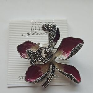 Sterling Silver Marcasite Purple/White Petal Floral Brooch Or Pendant